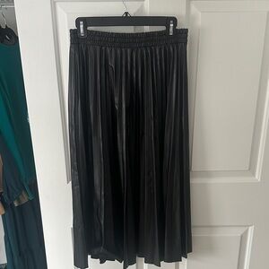 Max Studio Black A-Line Skirt
